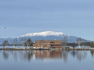 5 Lakes Lodge